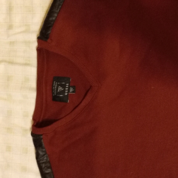 Guess Shirt - Picture 2 of 3